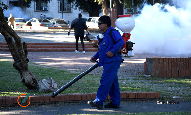 Ante el avance del dengue, la Municipalidad realizó operativos de fumigación durante el fin de semana