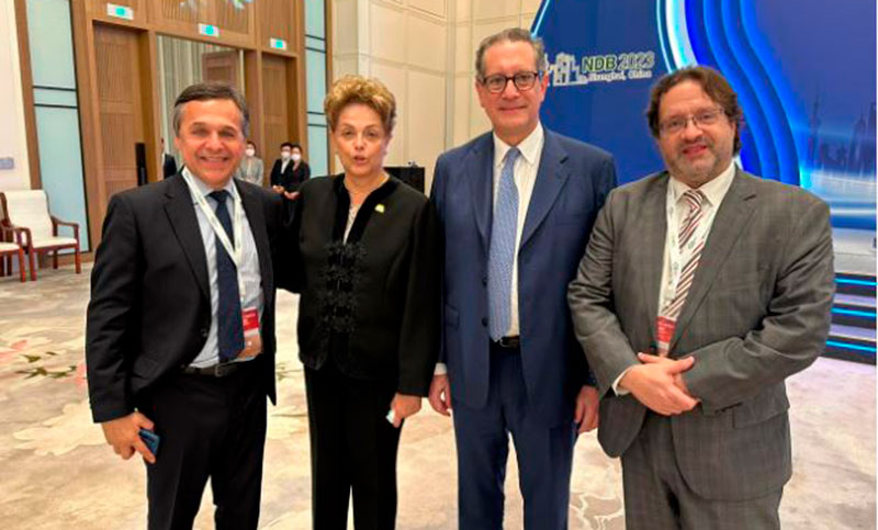 Giuliano y Lavagna asistieron a una cena con gobernadores de los BRICS 