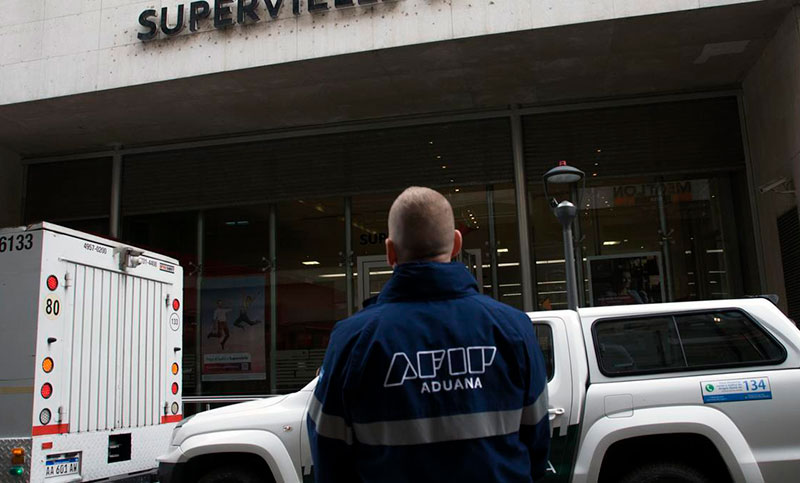 Allanaron bancos y financieras del microcentro porteño sospechadas de maniobras ilegales