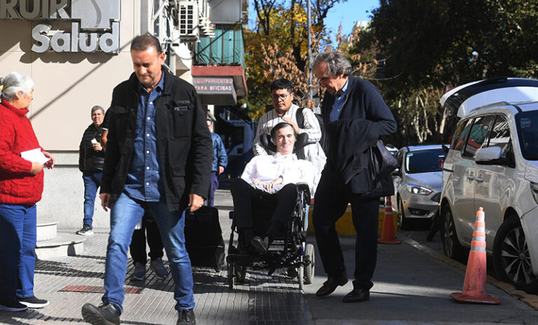La CGT respaldó propuesta de Esteban Bullrich para lograr «un gran ...