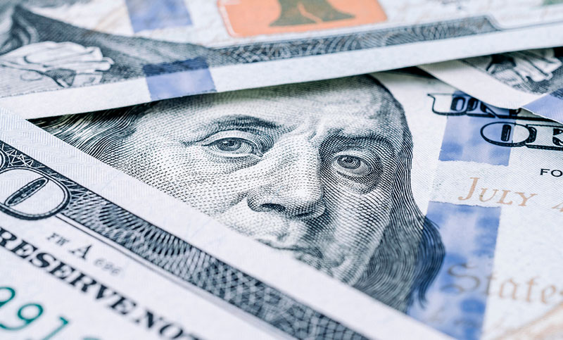 La dolarización de la economía: un shock de licuación salarial