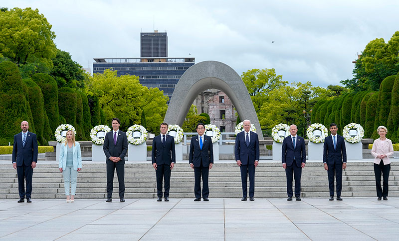 Francisco pidió al G7 renunciar a las armas nucleares y sentar las bases para la paz