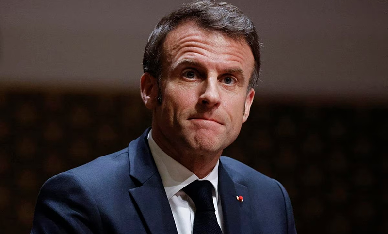 Francia cae en mediciones de calificadoras internacionales por la incapacidad de reducir deuda