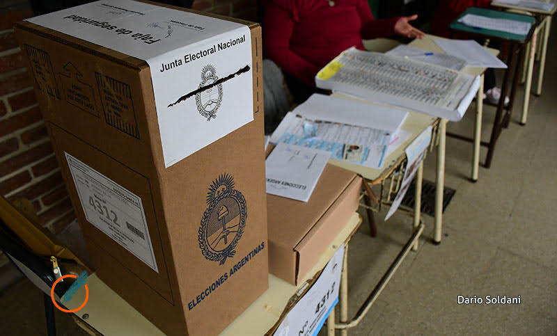 Dieron de baja dos sitios web con apariencia de la página del padrón electoral