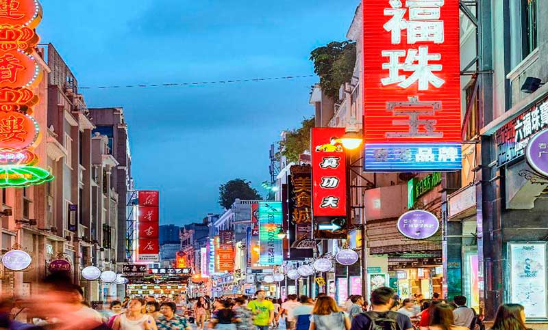 El sueño chino se desvanece: China lucha por superar a Estados Unidos mientras su economía se tambalea