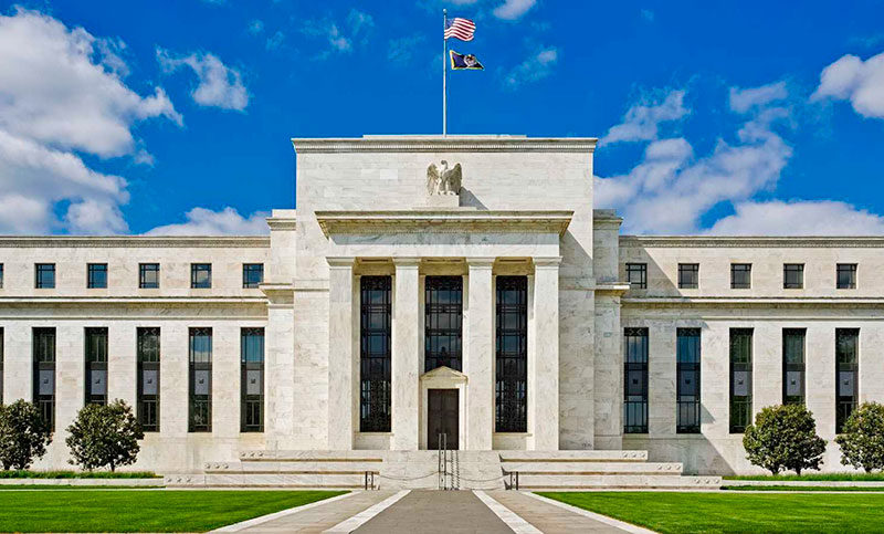 La Reserva Federal estadounidense admitió que un ajuste en el crédito podría frenar el crecimiento norteamericano