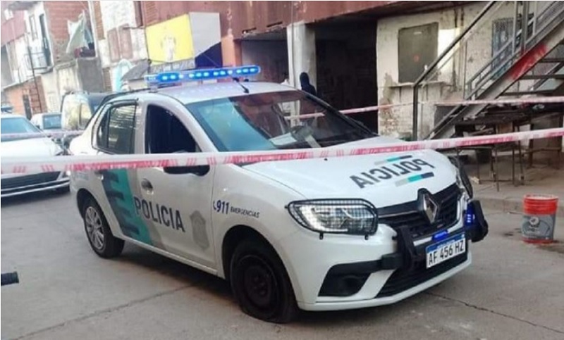 ¡Increíble! Un ladrón se tiroteó con policías y se robó un patrullero en La Matanza