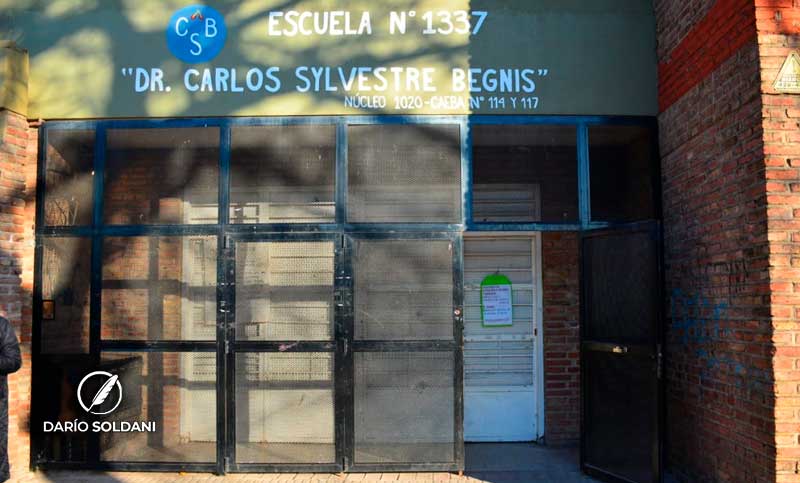 Nuevo ataque contra una escuela: dispararon varias veces contra el colegio Silvestre Begnis