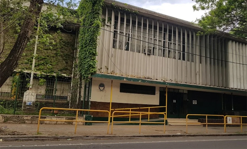 Aseguran que el alumno de 10 años que llevó un arma a la Escuela Nº 615 lo hizo «como una travesura»