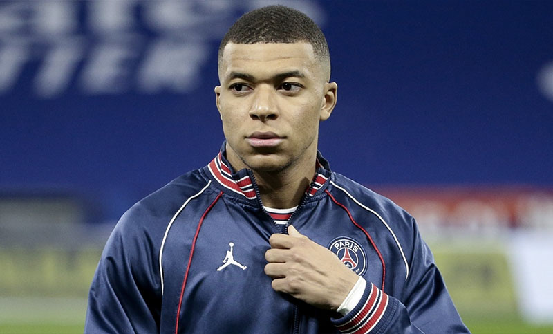 Mbappé no renovará con el PSG y los dueños del club estallaron de enfado