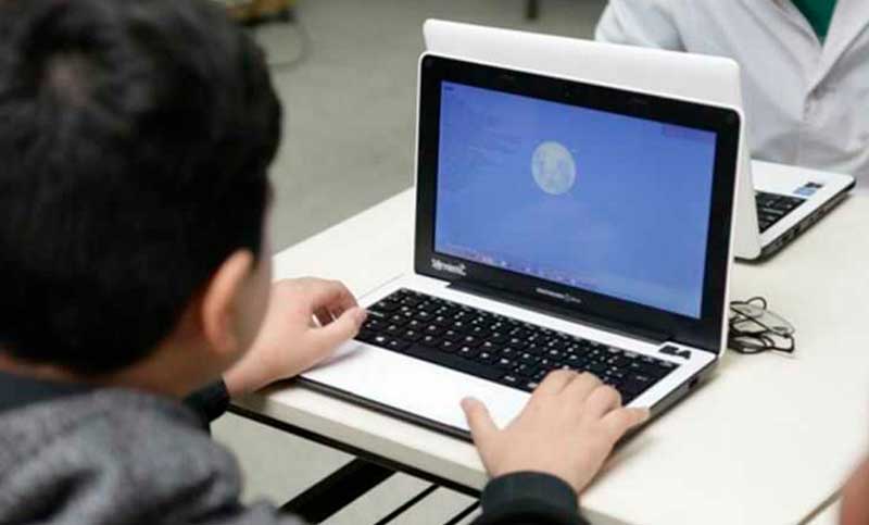 El porcentaje de alumnos en las escuelas con conectividad creció casi un 20%