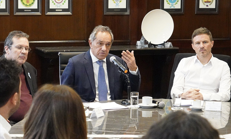 Scioli no piensa bajarse y asegura que ya tiene precandidatos para presentar «en todas las categorías»
