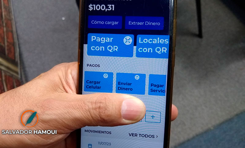 Nueve de cada diez adultos usan en Argentina tarjeta débito, crédito o billetera virtual