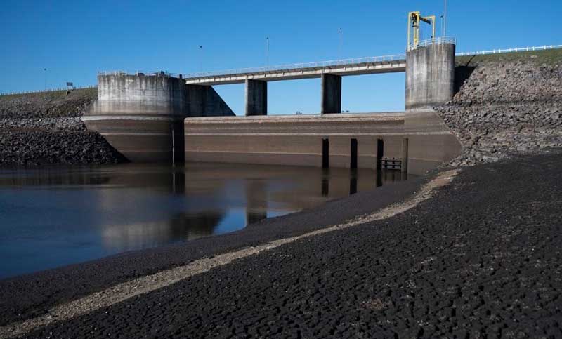 Argentina ofreció un buque cisterna a Uruguay, para hacer frente a la falta de agua