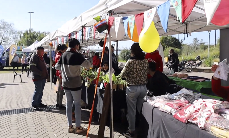 Realizan la 4° edición de la Feria Territorio Santa Fe, que expone programas y productos locales