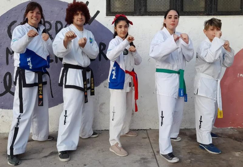 Barrio La Esperanza: practican taekwondo y necesitan un espacio con las comodidades necesarias