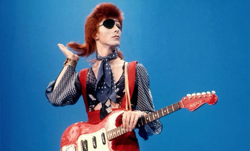 A 50 años de la «muerte» de Ziggy Stardust, el alter-ego más recordado de David Bowie