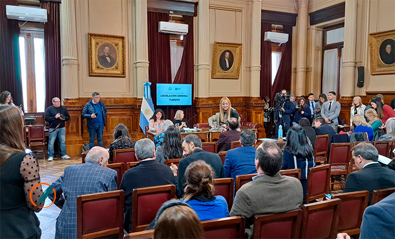 Senadores discuten regularizaciones en el alquiler temporario de viviendas con fines turísticos