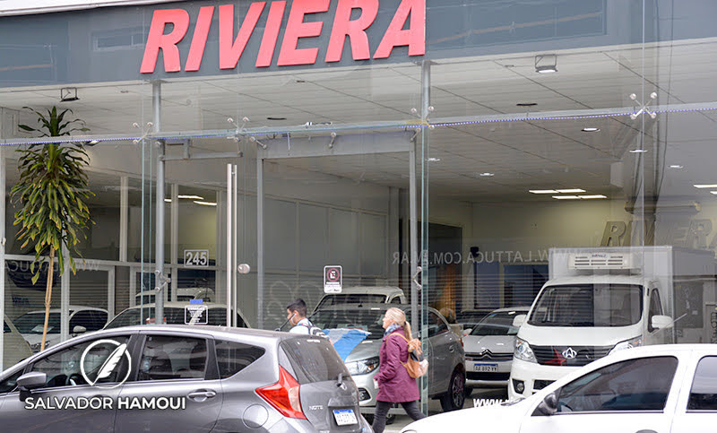 Concesionarias recibieron nuevas listas de precios, limitadas por el impuesto a los autos de lujo