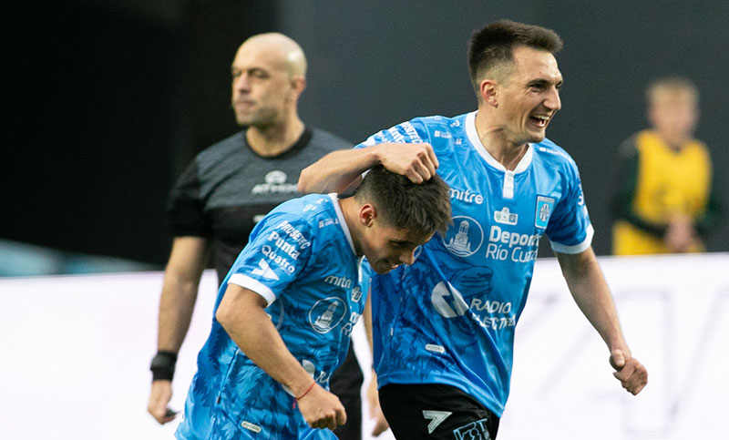Estudiantes de Río Cuarto eliminó a Banfield de la Copa Argentina