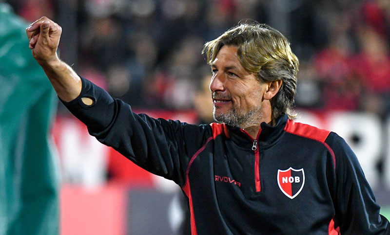 Heinze: «Estos chicos están defendiendo esta camiseta como nunca»