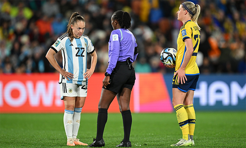 Argentina perdió con la invicta Suecia y cerró su participación en el Mundial