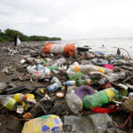 Hay menos contaminación plástica en los mares pero más duradera