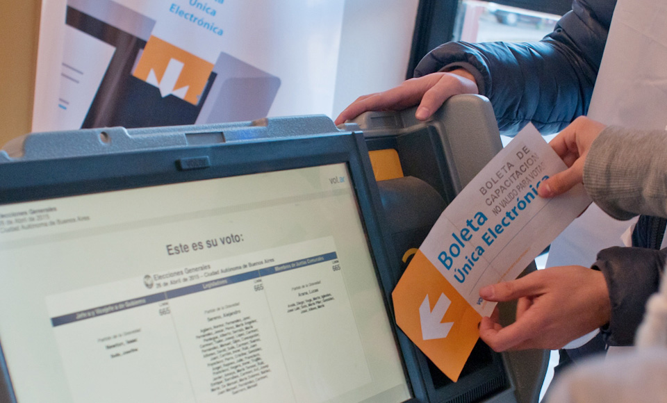 La ciudad de Buenos Aires no utilizará la boleta electrónica para las elecciones de octubre
