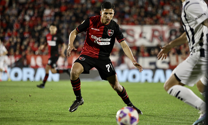Newell’s enfrenta al Corinthians y sueña con traerse un buen resultado de Brasil