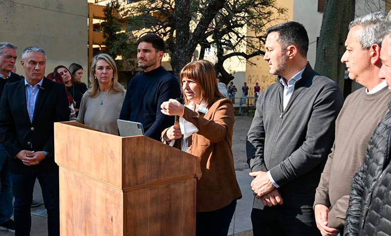 Bullrich realizó una nueva visita a Rosario, centrada en promesas de seguridad