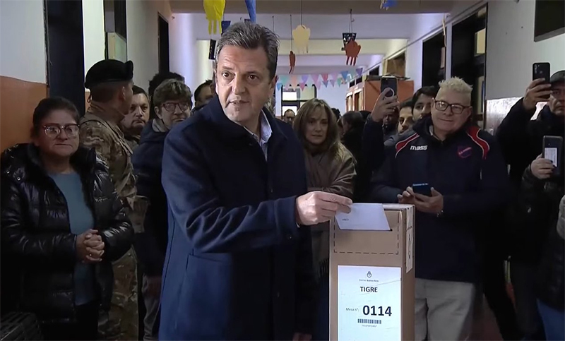 Massa emitió su voto: «Hay que depositar en las urnas los sueños que tenemos para el futuro»