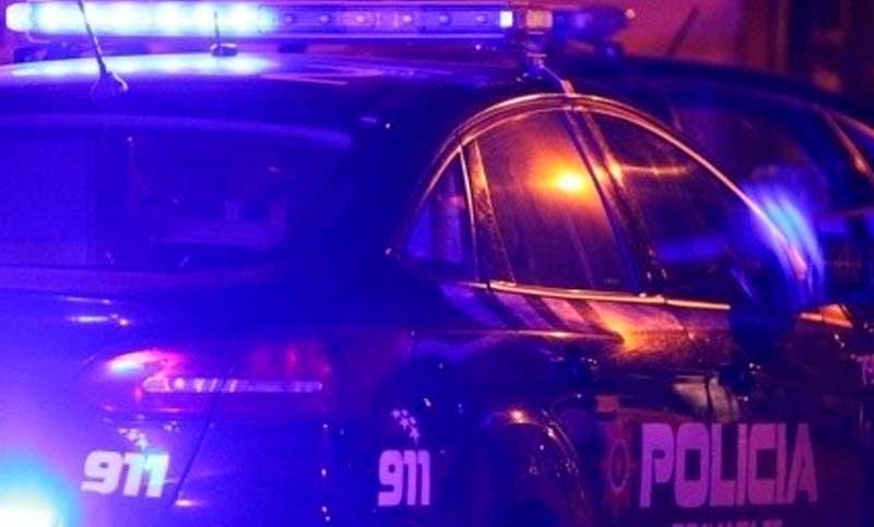 Acribillaron a balazos a una pareja dentro de un auto