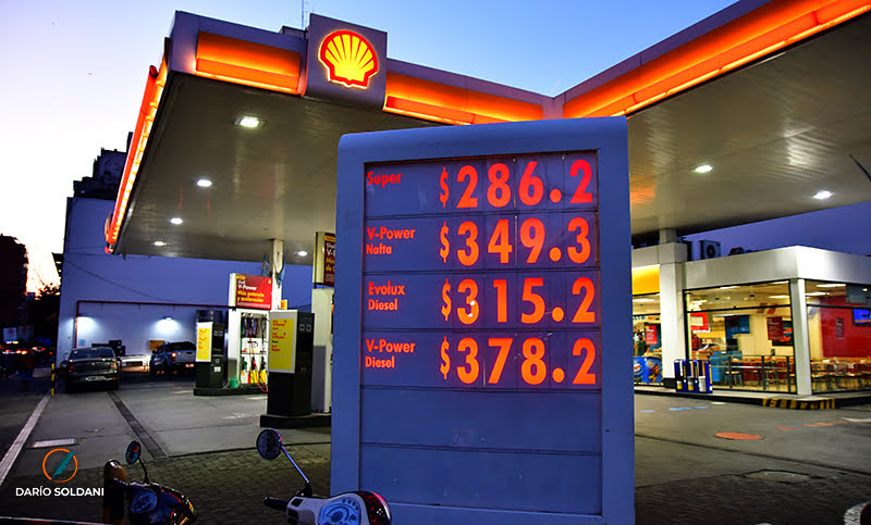 Sorpresa en surtidores rosarinos: Shell aumentó los combustibles hasta un 5,5%