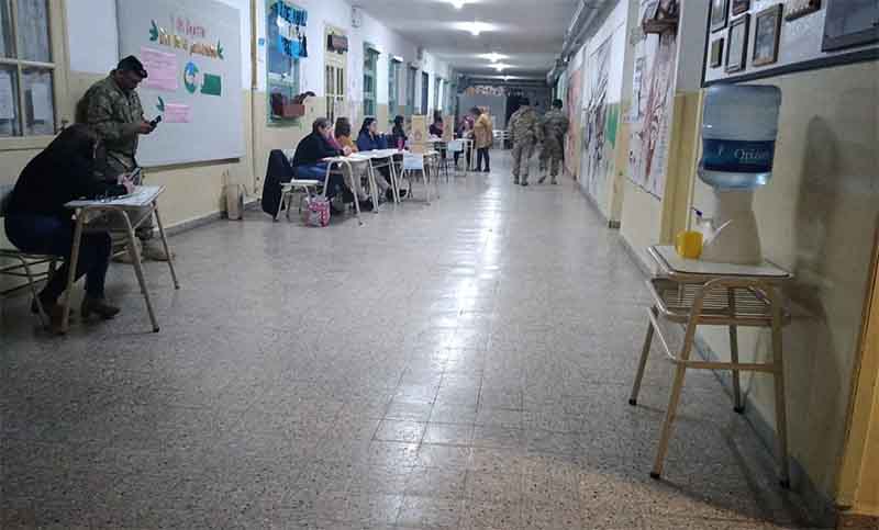 Empezaron en Santa Cruz las votaciones de las PASO nacional y las elecciones para gobernador