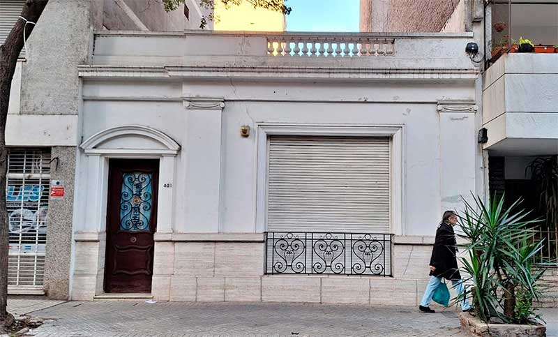 Robo en pleno centro: una señora de 80 años fue sorprendida por dos personas cuando dormía
