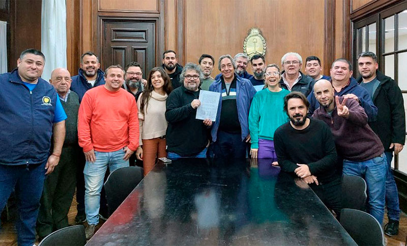 Trabajadores aceiteros percibirán un salario inicial de casi $510.000 desde septiembre