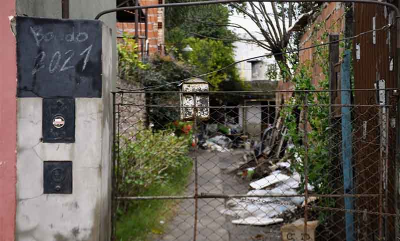 Hallaron a un hombre asesinado a puñaladas en su casa de zona norte