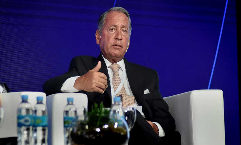 El presidente de la UIA se pronunció en contra del bono y a favor de un fondo de despido