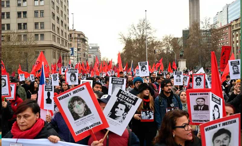 Chile: la «gran marcha por los Derechos Humanos»  fue nutrida pero empañada por incidentes