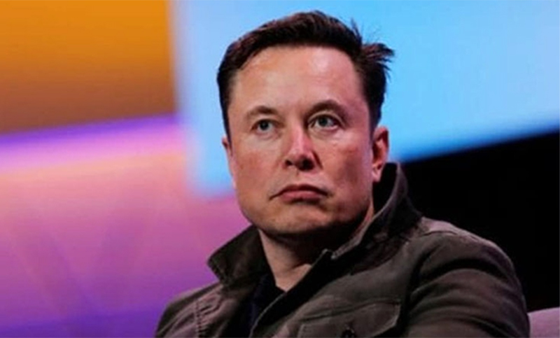 Elon Musk insiste en cobrar una cuota mensual para todos los usuarios de X