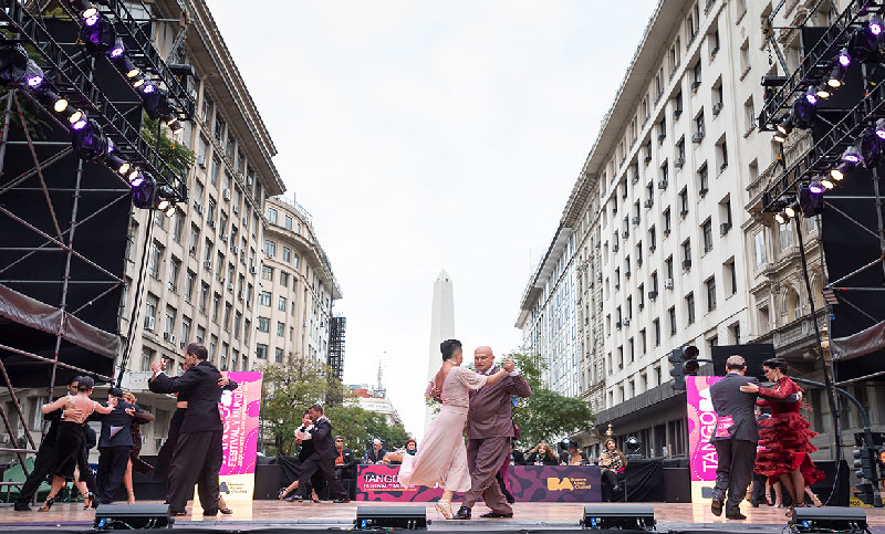 Una pareja rosarina ganó una de las categorías del Mundial de Tango BA