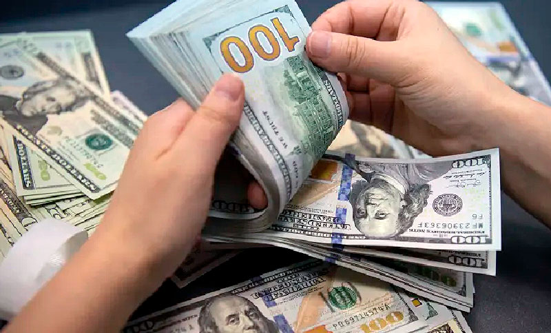 Un estudio revela cuáles son los cuatro posibles escenarios para el dólar según quien gane las elecciones
