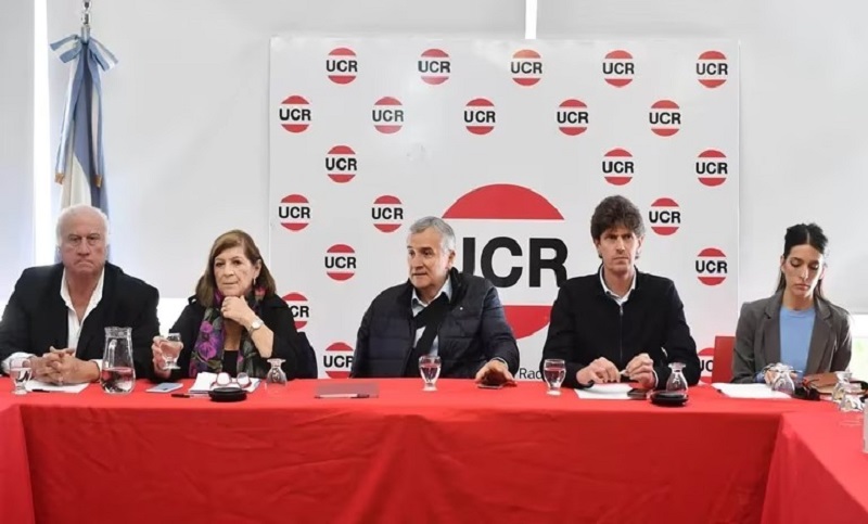La UCR no acompañará a ninguno de los dos candidatos presidenciales en el balotaje