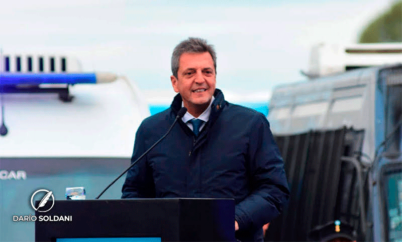 Massa criticó que La Libertad Avanza y Juntos por el Cambio «acumularon dos sectores» y «repartieron cargos»