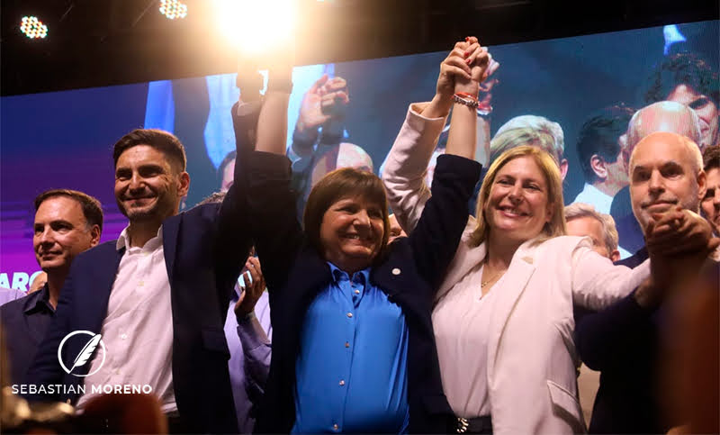 Javkin y Pullaro salieron a pedir el voto a Bullrich: «Es la presidenta que Rosario necesita»