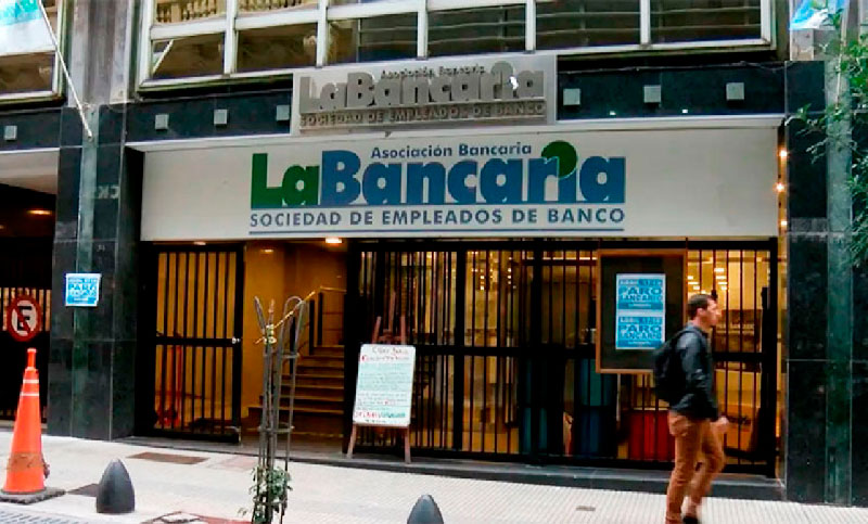 Paro bancario por 24 horas para este viernes por incumplimientos y cierre de sucursales