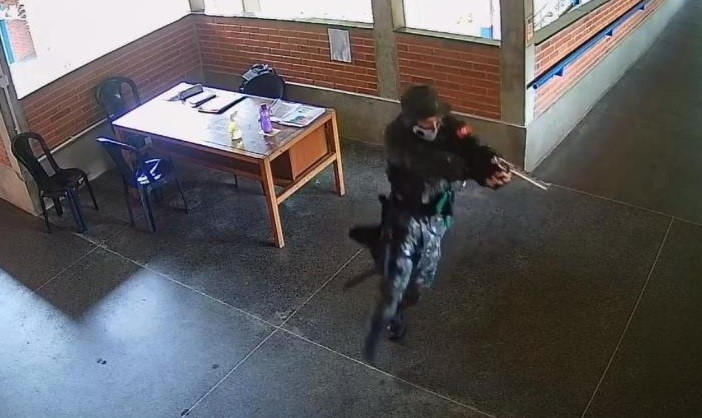 Un adolescente mató a un compañero e hirió a tres personas en una escuela de Brasil