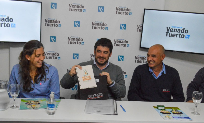 La campaña «Reciclá tu Aceite» evitó la contaminación de agua equivalente a 15 mil piletas olímpicas