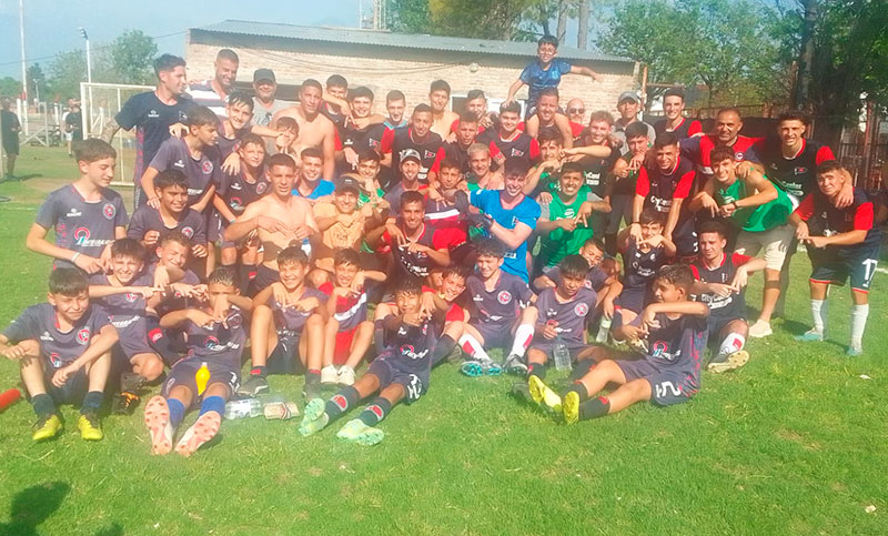 Central Córdoba ganó y se aseguró el ascenso a la Primera A de la Rosarina