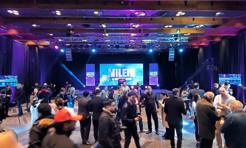 El partido de Milei negó el ingreso a cientos de medios a su búnker